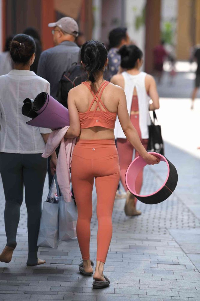 练瑜伽的姑娘【176P】04028-嘿次元