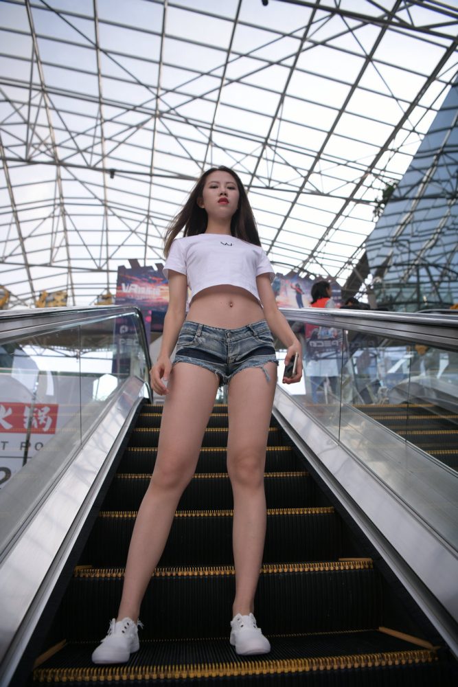 J1220 288P8V-10.0GB-嘿次元