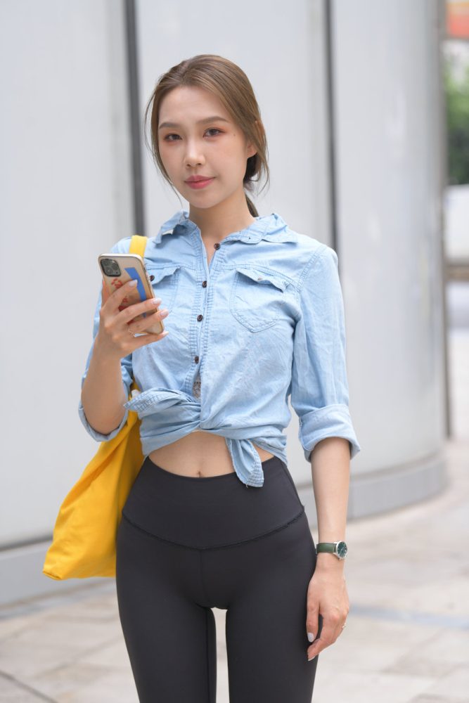 图片[1]-非常漂亮的瑜伽裤女孩J1990 733P1V-27.9GB-嘿次元