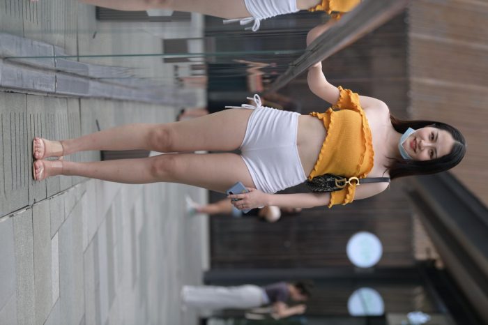 高腰白色短裤的漂亮女孩【767P】00065-嘿次元