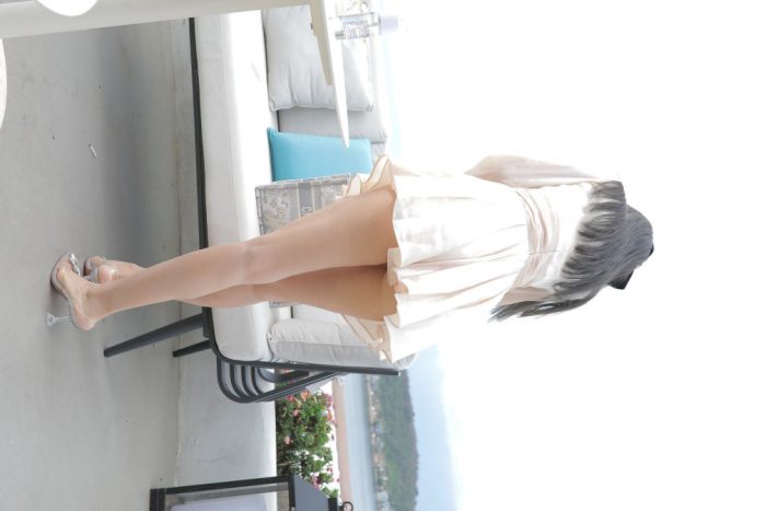 戴黑色蝴蝶结的长发女孩【369P】00027-嘿次元