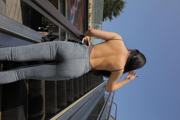 漂亮的紧身牛仔裤长发女孩【474P】00059-嘿次元