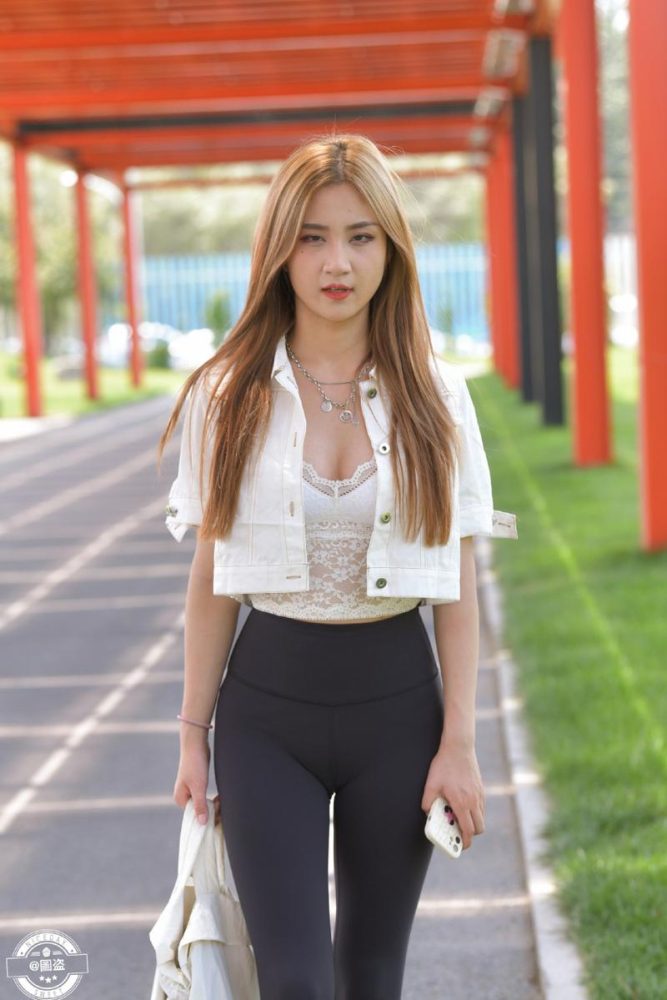 眼神里都是温柔的瑜伽裤女孩J2811 601P-13.3GB-嘿次元