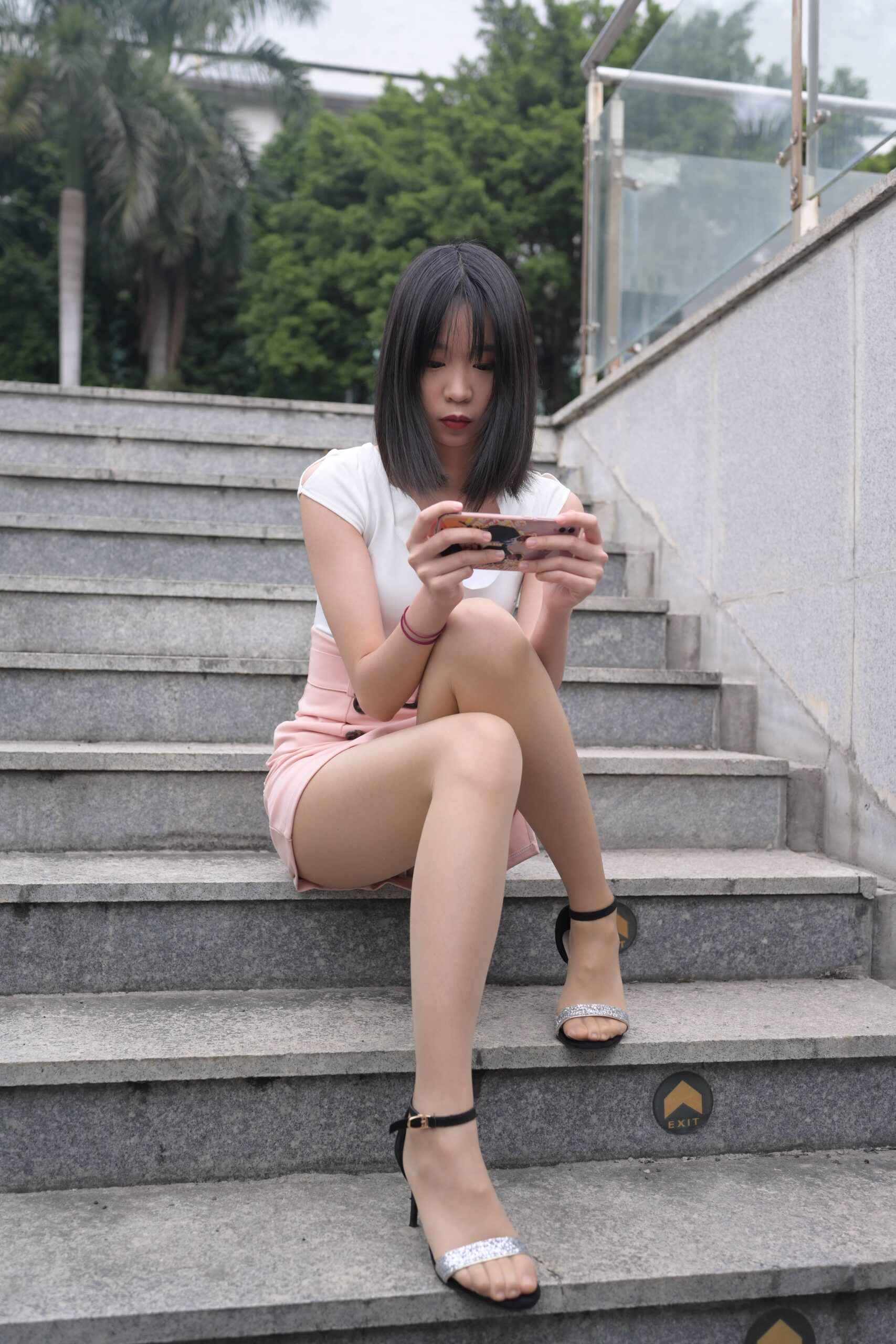 图片[3]-粉色短裙短发女孩【491P16V 15.21G】-嘿次元